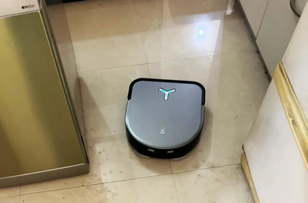 ECOVACS DEEBOT X8 PRO Omni