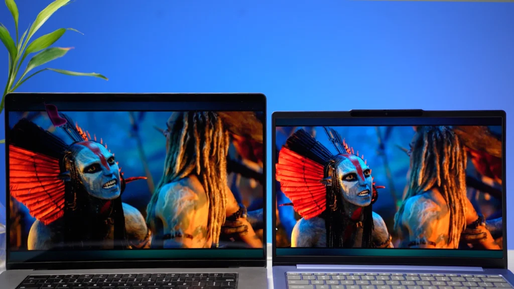 Macbook Pro M1 vs Motorola Motobook 60 oled display