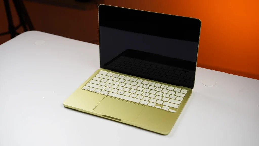 MacBook Neo