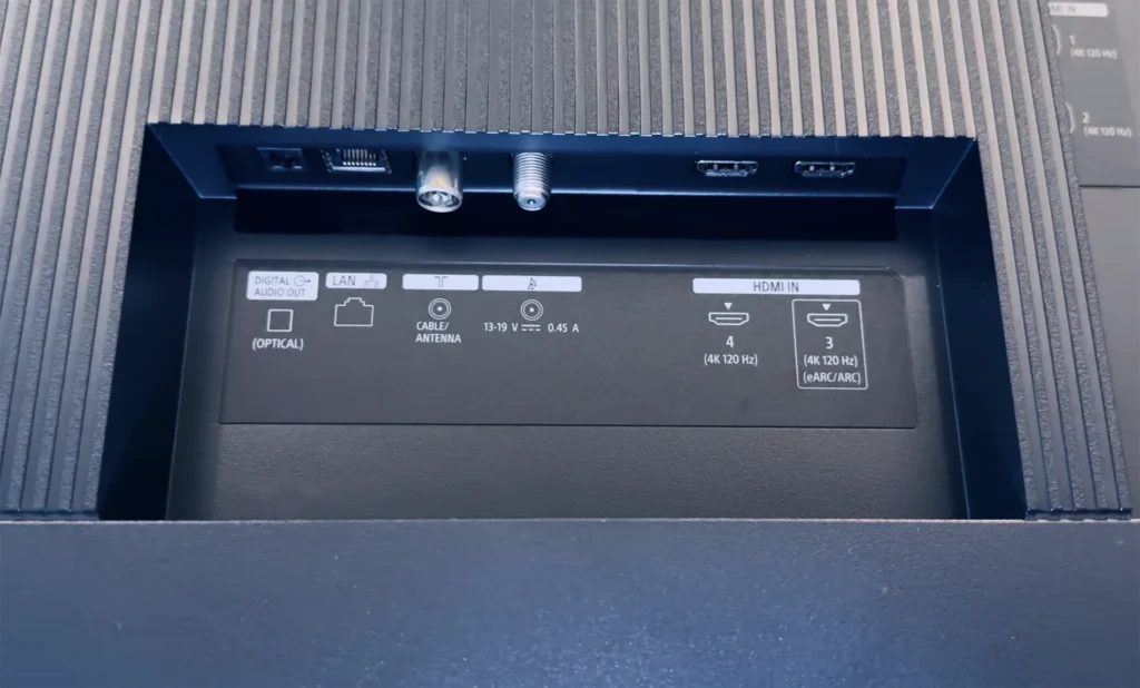 Bravia 3M2 Ports