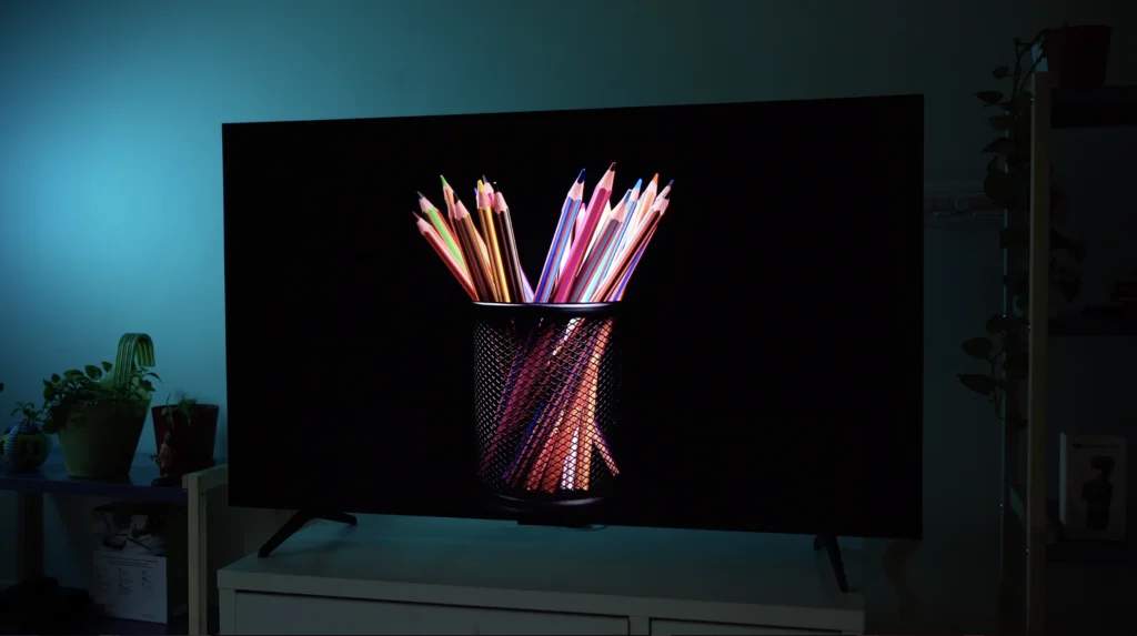 TCL Q6C colors